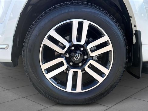 Used 2023 Toyota 4Runner Limited image 10