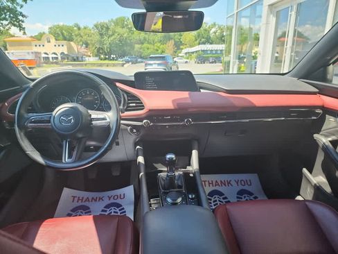 Used 2019 MAZDA MAZDA3 Hatchback w/ Premium Package FWD image 14