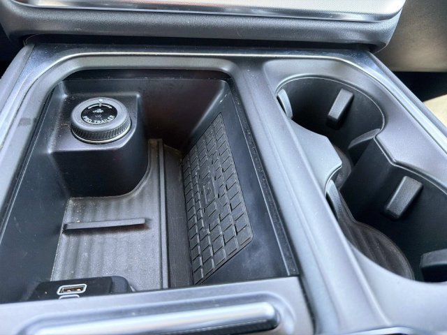 Used 2025 Ford Expedition Max Platinum AWD/4WD image 29