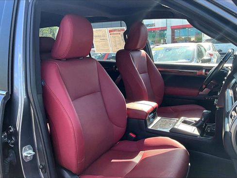 Used 2022 Lexus GX 460 Premium w/ Accessory Package AWD/4WD image 7
