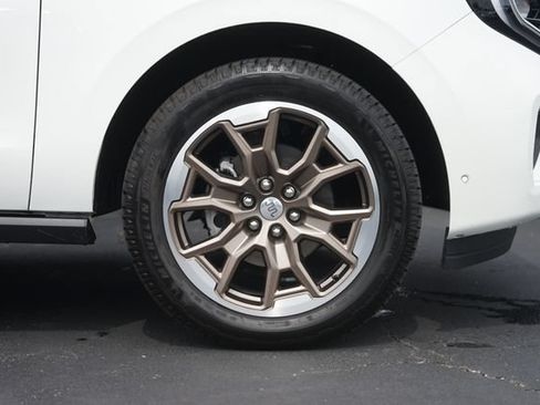 Certified 2025 Ford Expedition King Ranch AWD/4WD image 4