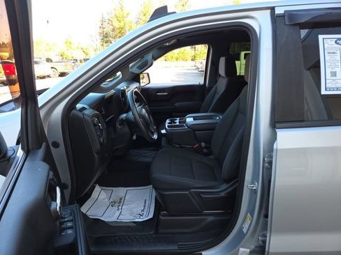 Used 2022 Chevrolet Silverado 1500 Custom Trail Boss w/ LPO, Dark Essentials Package AWD/4WD image 18