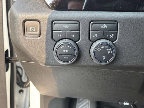 Certified 2025 Chevrolet Silverado 1500 LT image 7