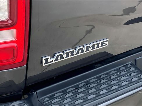 Used 2024 RAM 2500 Laramie AWD/4WD image 10