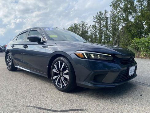 Used 2022 Honda Civic EX image 3