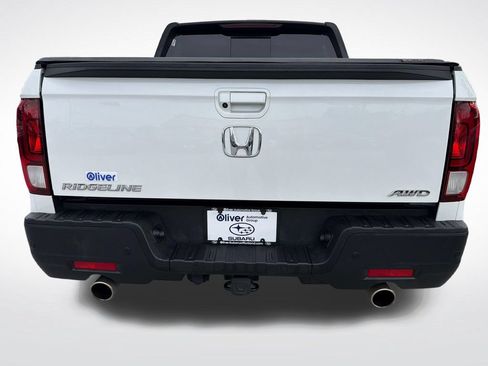 Used 2021 Honda Ridgeline Black Edition image 15