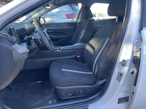 Used 2024 Hyundai Sonata SEL image 9