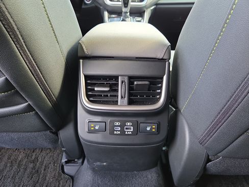 Certified 2025 Subaru Outback Onyx Edition XT AWD/4WD image 12