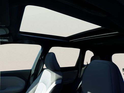 Certified 2026 Subaru Forester Premium image 3