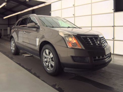 Used 2014 Cadillac SRX Luxury image 1