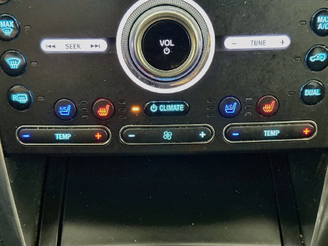 Used 2019 Ford Explorer Limited w/ Class III Trailer Tow Package AWD/4WD image 27