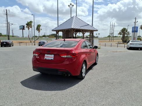 Used 2013 Hyundai Elantra FWD image 8