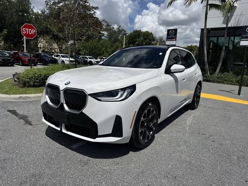 Used 2025 BMW X3 xDrive30i AWD/4WD image 9