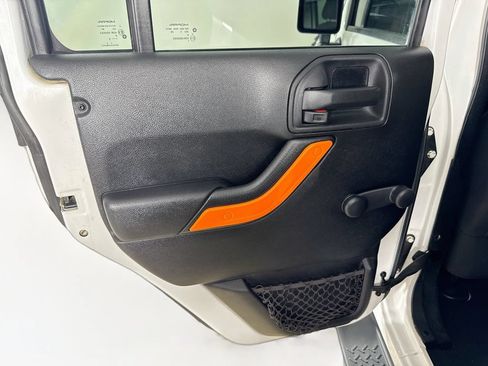 Used 2014 Jeep Wrangler Unlimited Sport AWD/4WD image 21