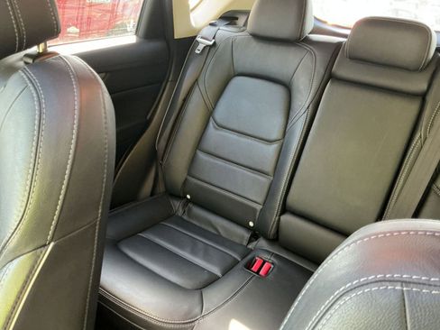 Used 2025 MAZDA CX-5 AWD 2.5 S w/ Preferred Package image 36