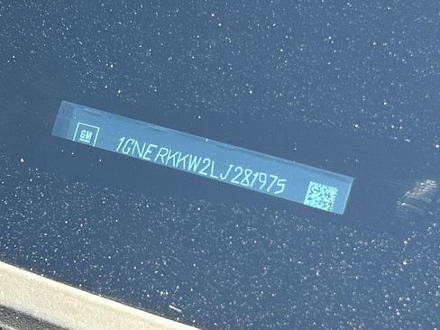 Used 2020 Chevrolet Traverse Premier image 35