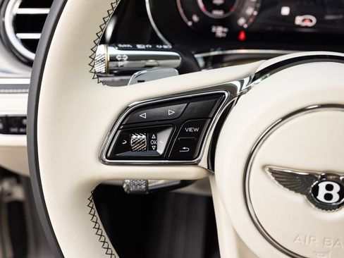 New 2026 Bentley Flying Spur Plug-In Hybrid AWD/4WD image 40