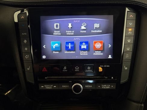 Used 2019 INFINITI QX50 Essential AWD/4WD image 23