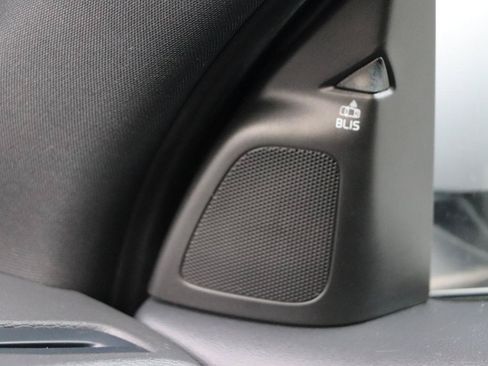 Used 2016 Volvo S60 T5 R-Design FWD image 28