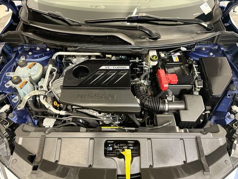 Used 2023 Nissan Rogue SL AWD/4WD image 35