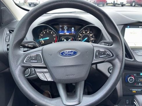Used 2019 Ford Escape SE image 25