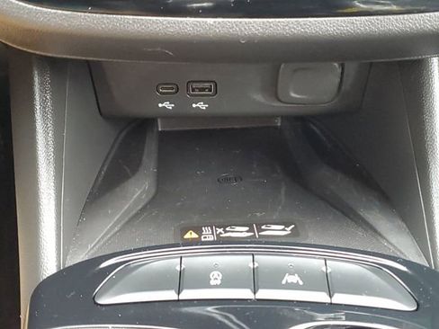 Used 2024 Buick Envista Sport Touring w/ Convenience I Package image 20