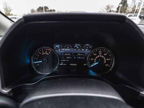 Used 2019 Ford F150 Lariat w/ Equipment Group 502A Luxury image 6