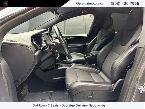 Used 2018 Tesla Model X 100D image 18