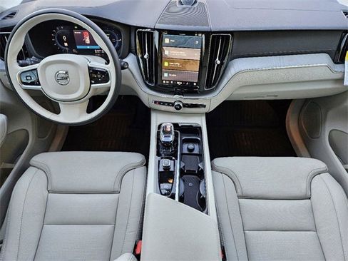 Used 2025 Volvo XC60 T8 Ultra w/ Protection Package Premier image 28