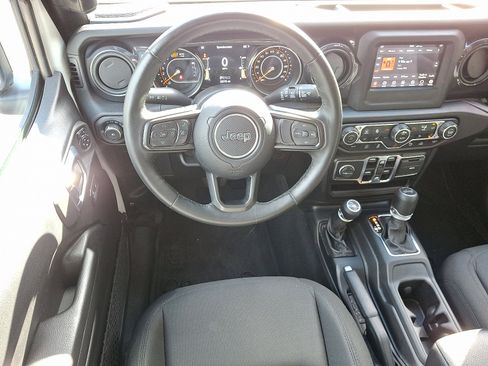 Certified 2021 Jeep Wrangler Unlimited Sport image 13