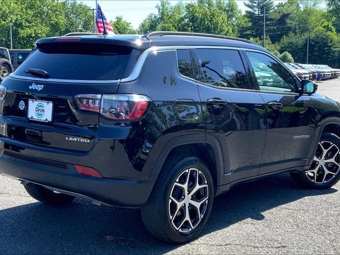 Certified 2024 Jeep Compass Limited w/ Sun and Sound Group AWD/4WD image 12