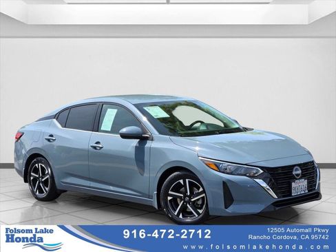 Used 2024 Nissan Sentra SV FWD image 1