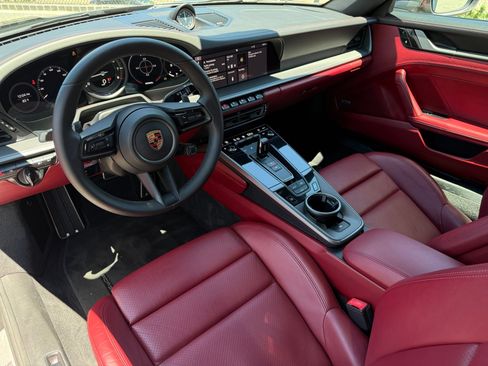 Certified 2020 Porsche 911 Carrera S RWD image 4