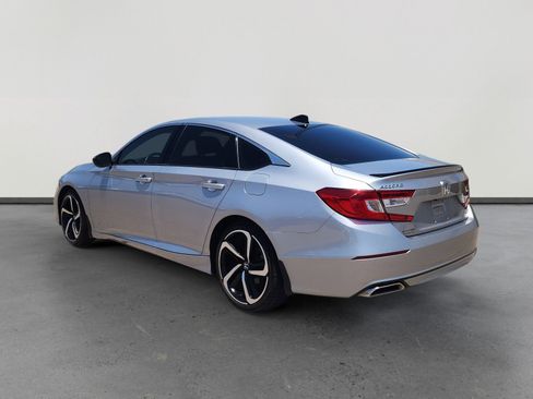 Used 2021 Honda Accord Sport image 3