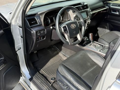 Used 2016 Toyota 4Runner Limited AWD/4WD image 13