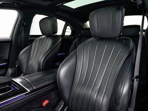 Used 2022 Mercedes-Benz S 500 4MATIC image 12