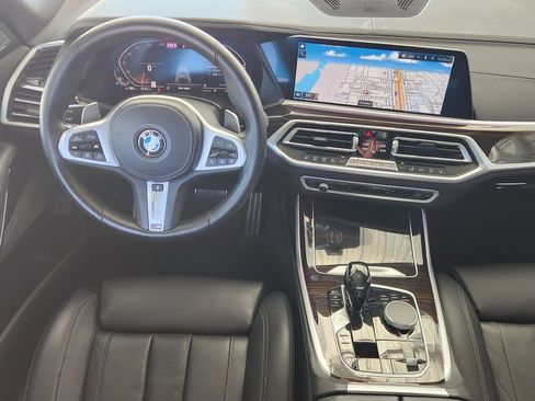 Used 2021 BMW X7 xDrive40i w/ M Sport Package AWD/4WD image 28