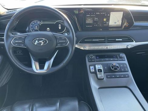 Used 2021 Hyundai Palisade Calligraphy image 4