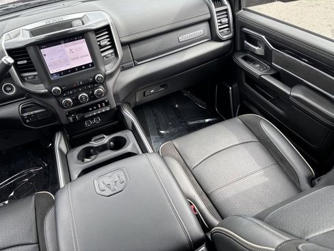 Used 2022 RAM 2500 Laramie w/ Night Edition AWD/4WD image 25