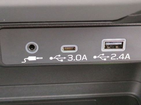 Used 2025 Subaru Crosstrek 2.5i Limited w/ Popular Package #4A image 21