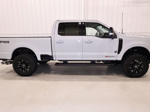 New 2026 Ford F350 Lariat w/ Black Appearance Package AWD/4WD image 2