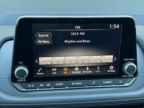Used 2026 Nissan Rogue SV FWD image 24