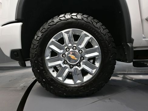 Used 2024 Chevrolet Silverado 2500 High Country w/ Technology Package image 20