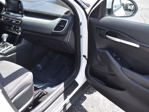 Used 2023 Kia Seltos LX AWD/4WD image 14