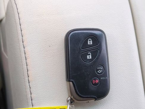 Used 2011 Lexus GX 460 w/ Comfort Plus Pkg image 35