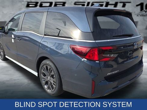 New 2026 Honda Odyssey Touring image 4