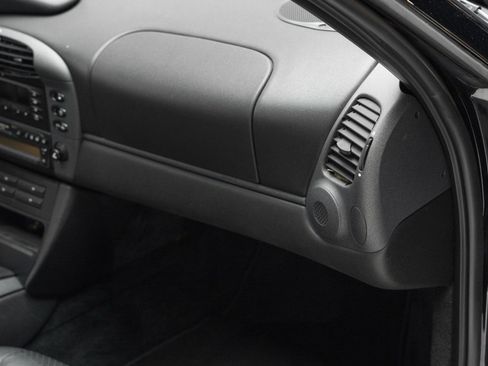 Used 1999 Porsche 911 Carrera image 40