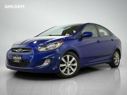 Used 2013 Hyundai Accent GLS w/ Premium Pkg