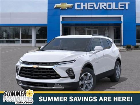 New 2026 Chevrolet Blazer LT w/ Convenience Package FWD image 6