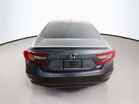 Used 2022 Honda Accord Touring image 6